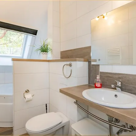 Holiday home Waldsiedlung Dhh Meerseensucht Korswandt