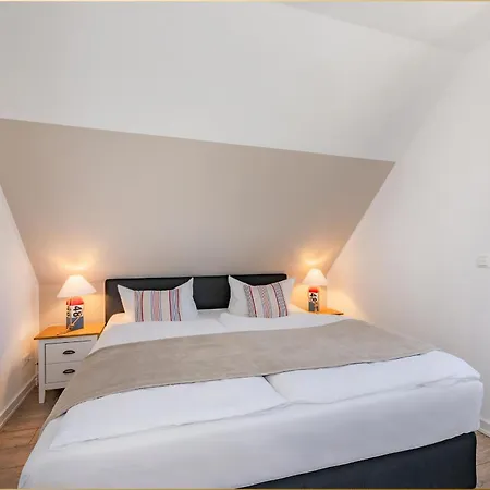 Holiday home Waldsiedlung Dhh Meerseensucht