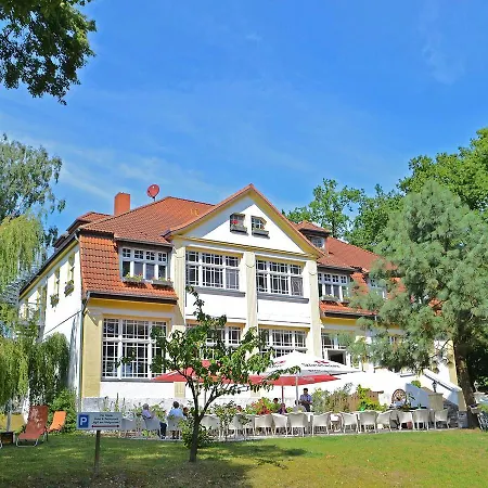 Holiday home Waldsiedlung Dhh Meerseensucht